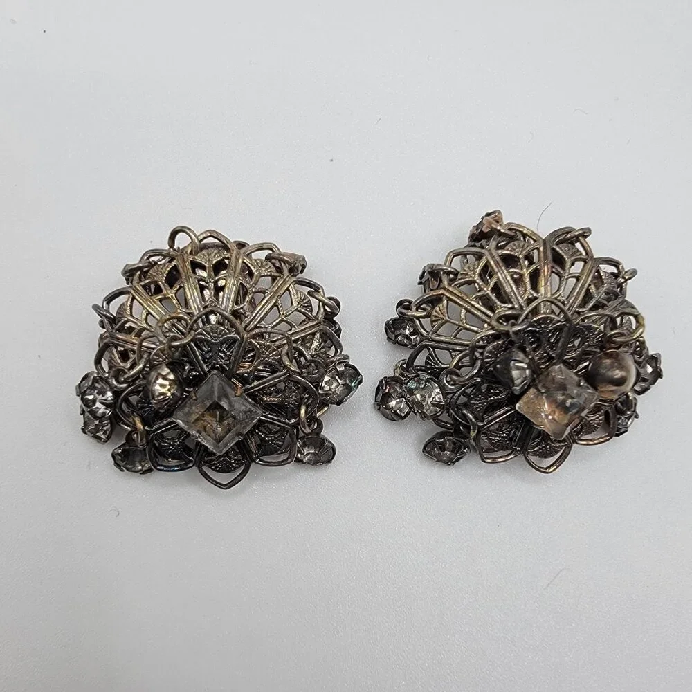 Vintage Estate Silver Metal Clip On Earrings Glass Gems